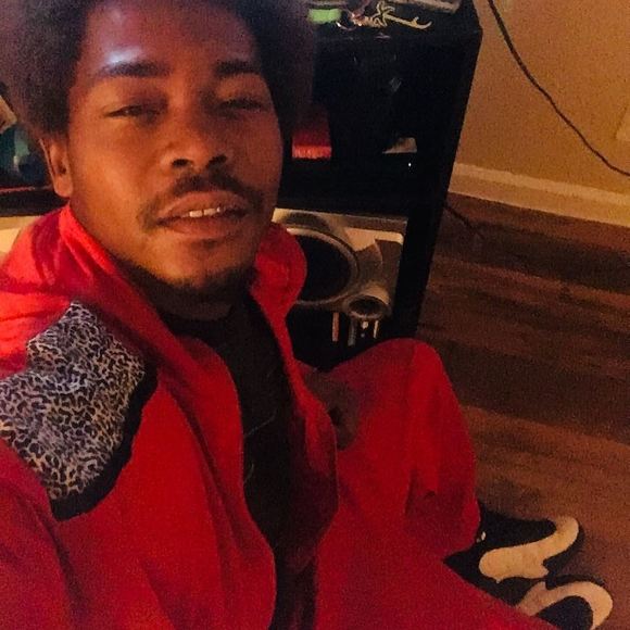 Meet your Posher, James - Picture 1 of 1